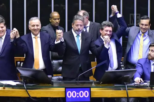 camara reforma tributaria dez 23