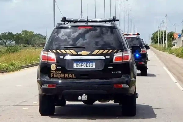 Viaturas da Polícia Federal