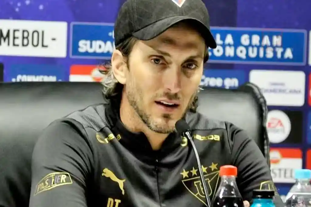 Técnico argentino Luis Zubeldía