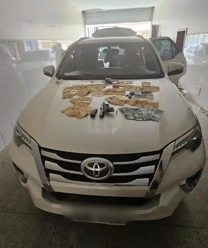 Denarc prende investigado e apreende mais de R$ 15 mil, pistola e veículo de alto padrão em Itabaiana