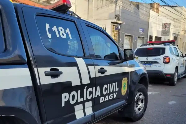 Operação conjunta entre PC e PF cumpre mandados em investigação sobre armazenamento de material de exploração sexual infantojuvenil em SE