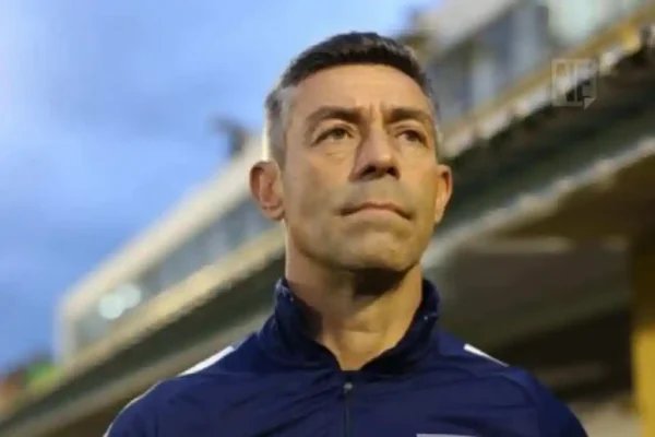 Técnico português Pedro Caixinha