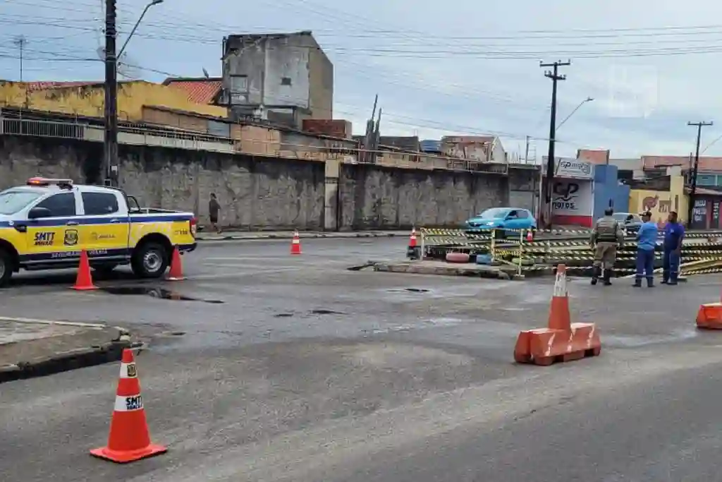 CHUVAS: SMTT-Aracaju cita ruas intransitáveis