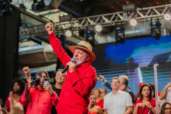 Lula e personalidades históricas do partido celebraram os 45 anos do PT – 22/02/2025