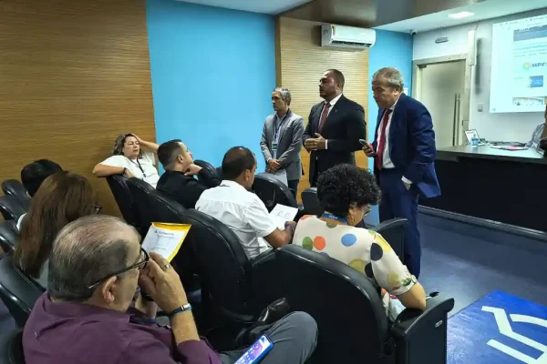 MPs cobram dados sobre transporte escolar em Nossa Senhora do Socorro