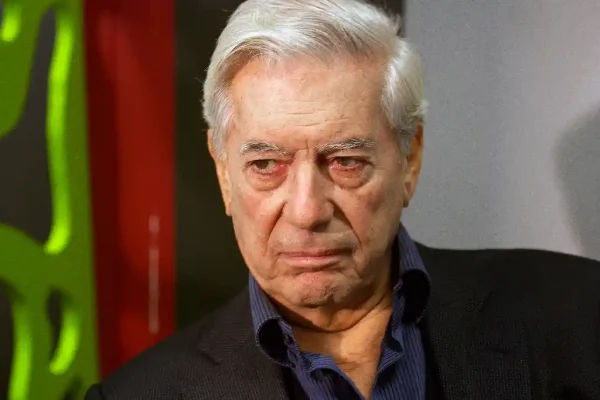 Mario Vargas Llosa at Göteborg Book Fair 2011