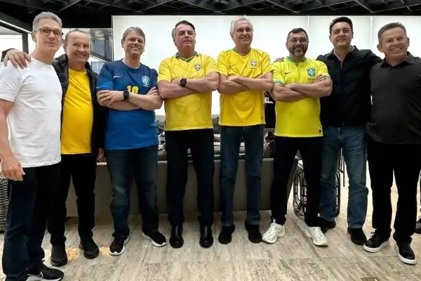 Bolsonaro faz ato na Paulista; pauta da anistia está travada