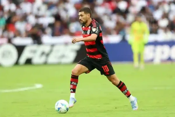 Arrascaeta no empate do Flamengo com a LDU em 0 a 0