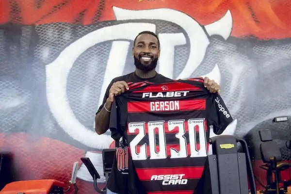 Gerson renova contrato com o Flamengo
