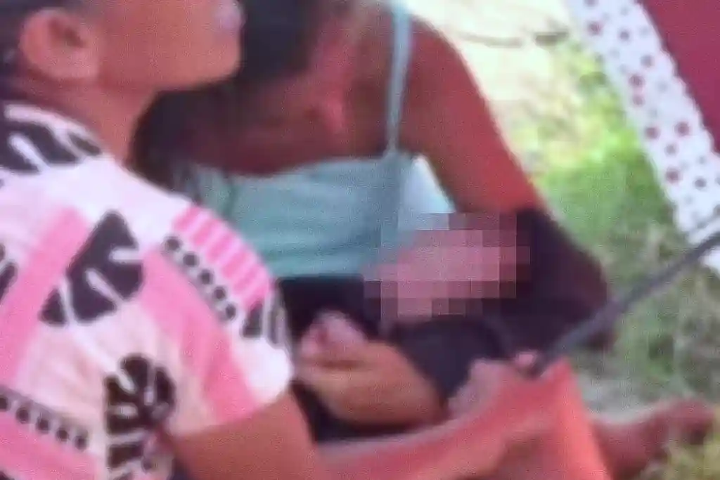 Mulher dá à luz em calçada na Atalaia