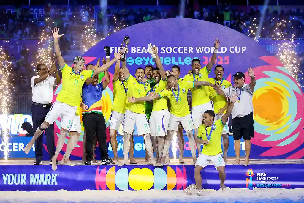 Brasil conquista Hepta de beach soccer