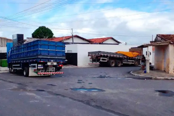 Operação Xeque Mate: Polícia apreende caminhões e desmantela esquema de agrotóxicos ilegais em Sergipe