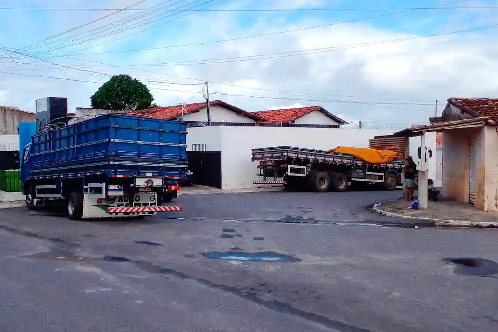 Operação Xeque Mate: Polícia apreende caminhões e desmantela esquema de agrotóxicos ilegais em Sergipe