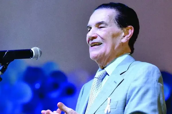 Morre aos 98 anos o médium Divaldo Franco