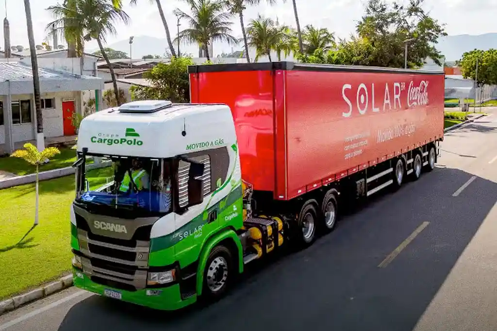Carreta da Solar Coca-Cola
