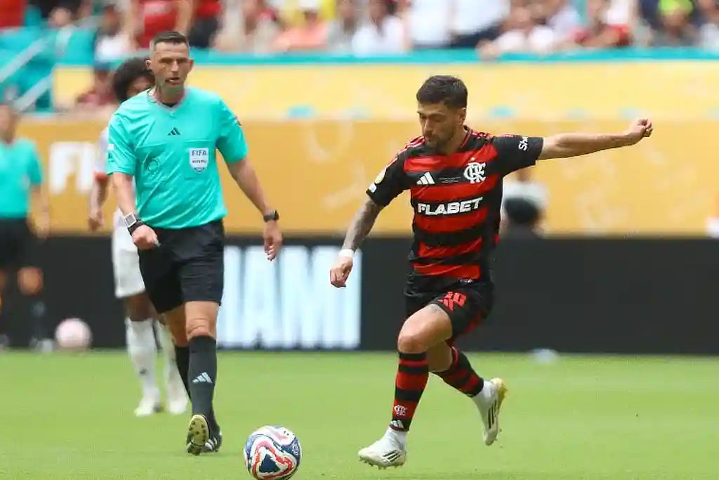 Flamengo é eliminado pelo Bayern no Mundial de Clubes 2025