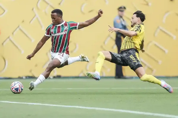 Fluminense joga melhor, mas empata com o Borussia Dortmund