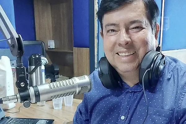 Jornalista André Barros