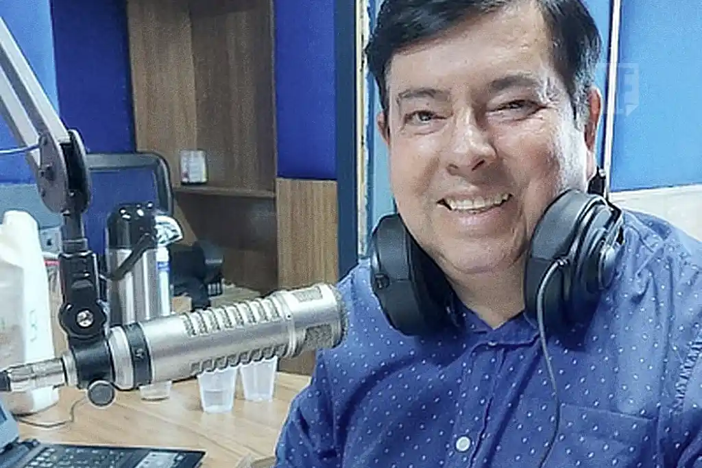 Jornalista André Barros