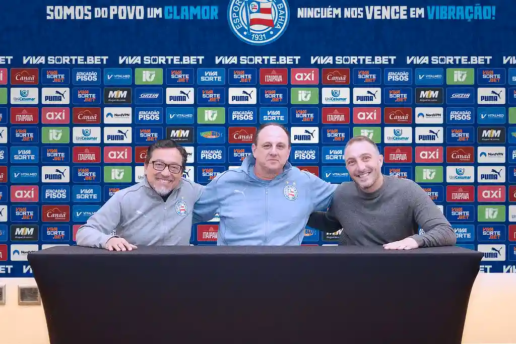 Bahia renova contrato com Rogério Ceni até 2027