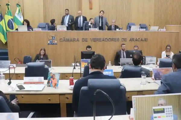 vereadores aracaju plenario