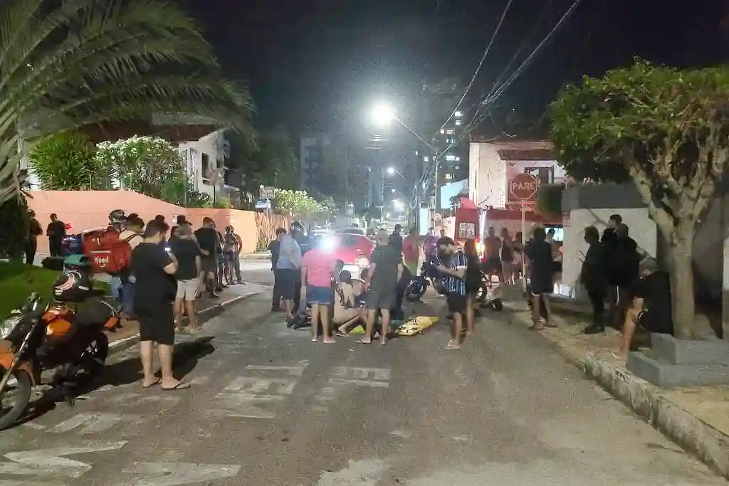 Motorista foge após atropelar motociclista e passageira em Aracaju