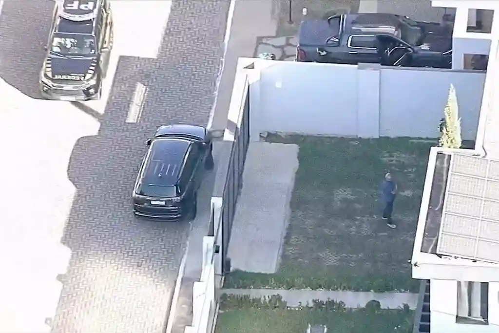 Polícia Federal na casa de Bolsonaro, em Brasília