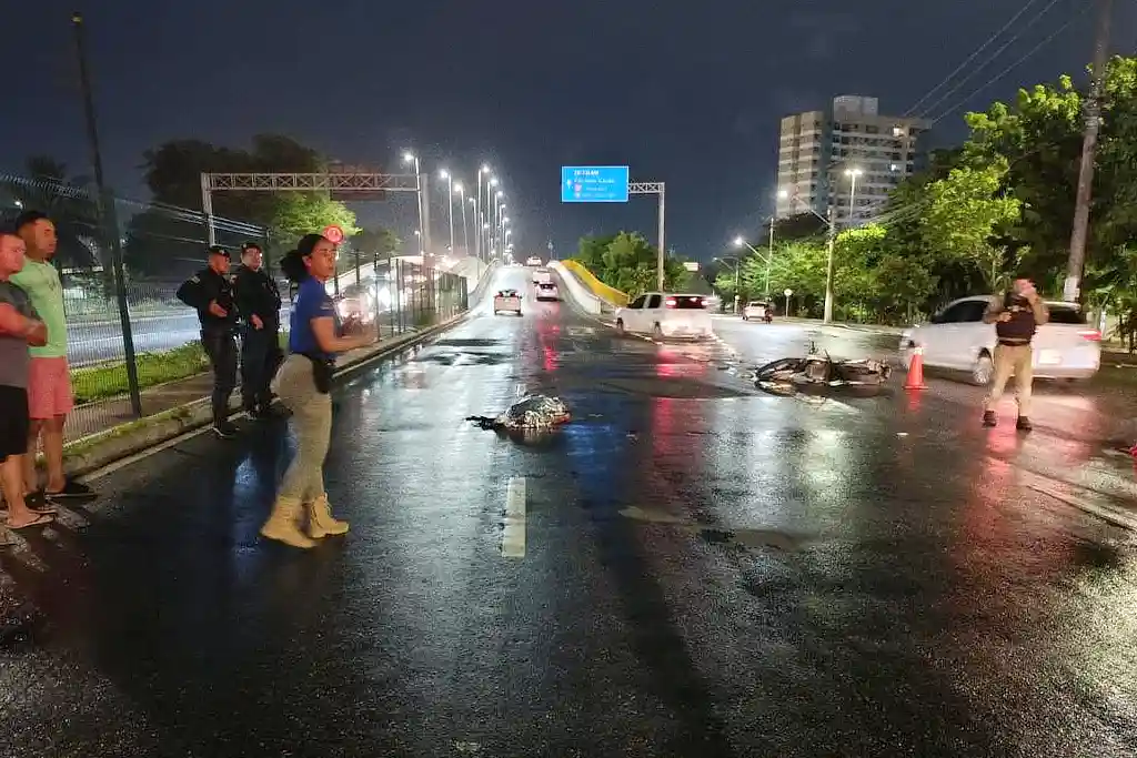 Um idoso de 66 anos morreu após ser atropelado por uma moto na Avenida Tancredo Neves, em Aracaju