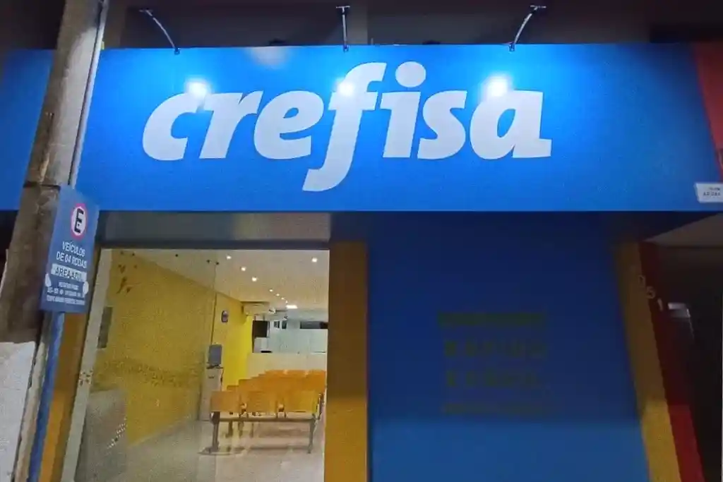 Fachada de loja Crefisa