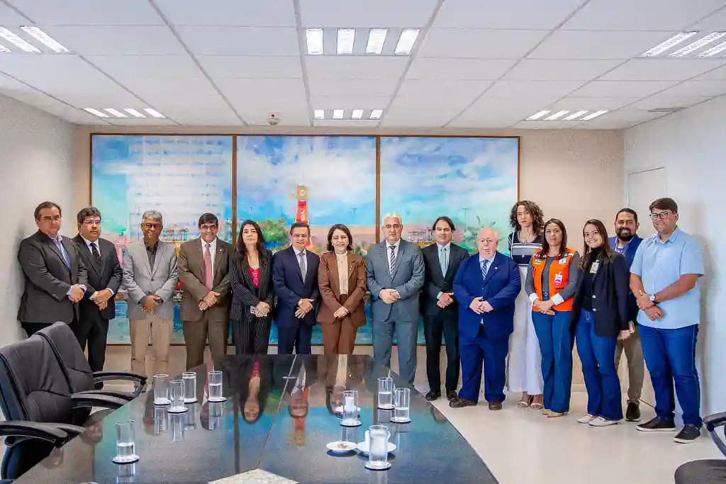Prefeita Emília Corrêa e Ministério Público firmam acordo que regula eventos na Orla