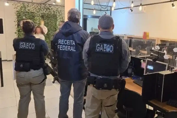 Operação Carbono Oculto mira em esquema bilionário do PCC no setor de combustíveis