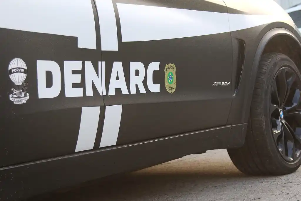 Viatura do Departamento de Narcóticos (Denarc) em Sergipe