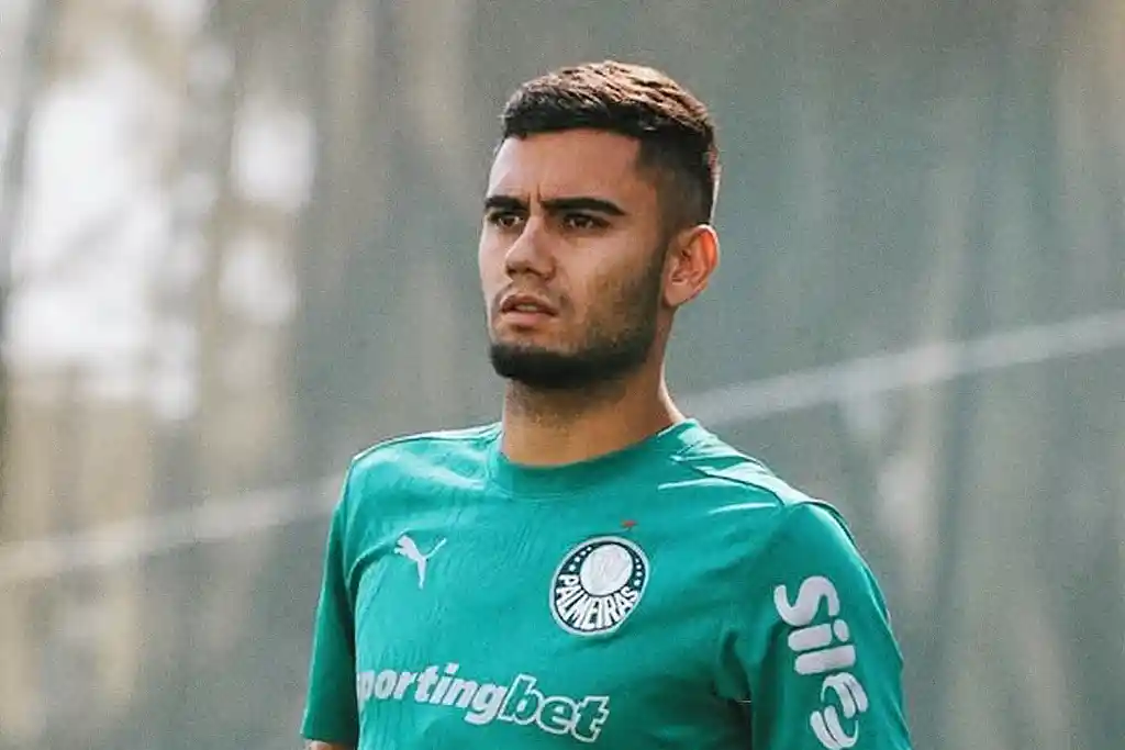 Meio campista Andreas Pereira, do Palmeiras