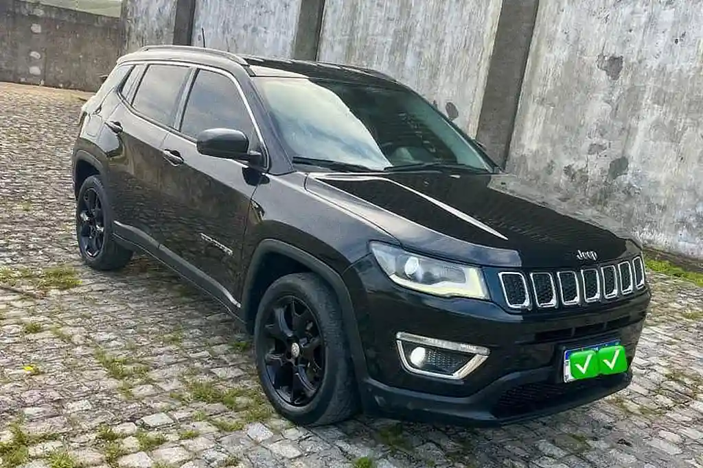 Homem é preso em Sergipe com carro roubado comprado na OLX