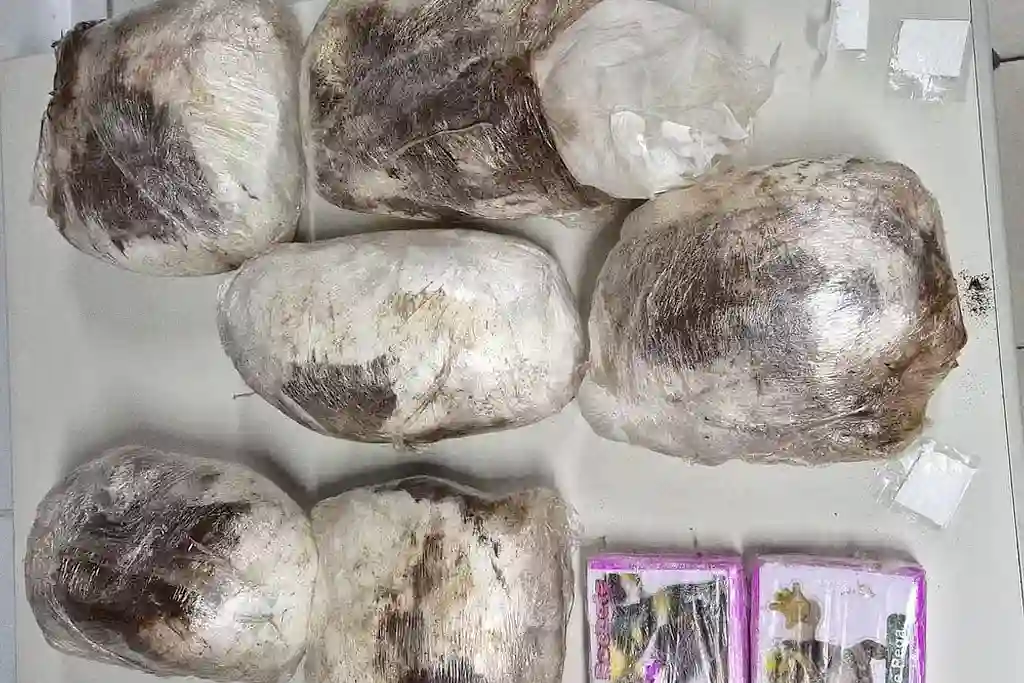 PRF apreende seis quilos de cocaína em Sergipe