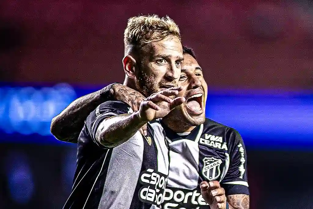 Jogadores do Ceará comemoram vitória contra o São Paulo