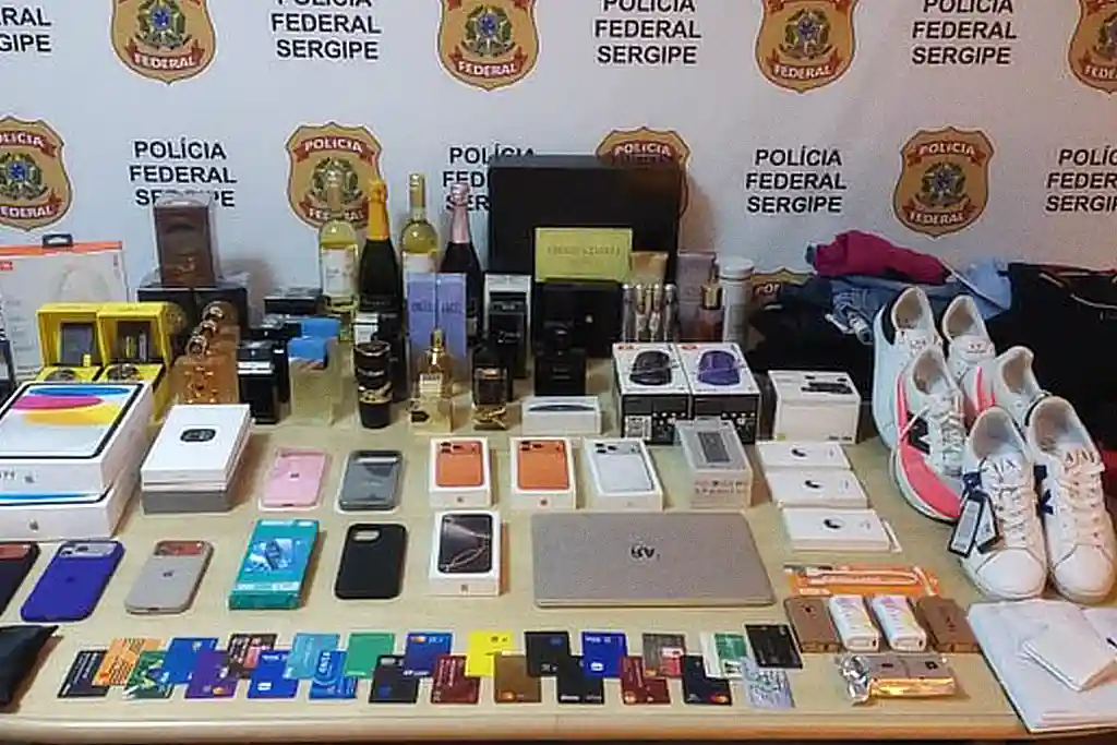 Produtos estrangeiros  apreendidos pela Polícia Federal no Aeroporto de Aracaju