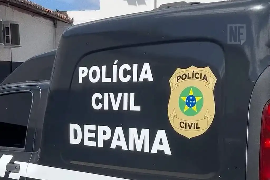 Viatura da Delegacia Especializada de Proteção Animal e Meio Ambiente (DEPAMA)