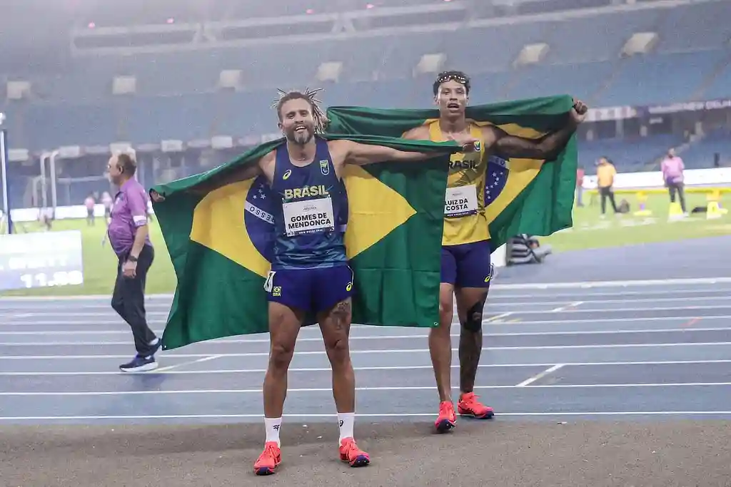Ricardo Mendonça e Christian Gabriel do atletismo paralímpico do Brasil