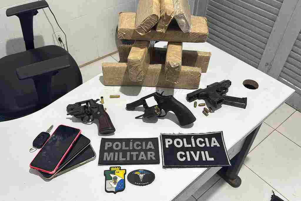 Armas e drogas apreendidas de integrantes da facção Bonde do Maluco, em Sergipe