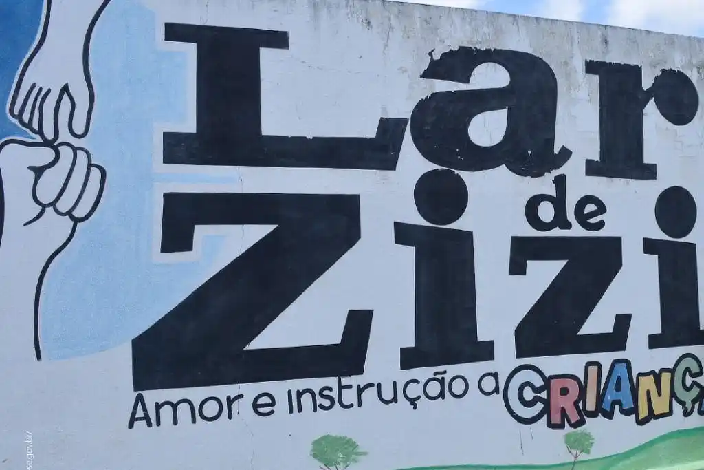 Lar Infantil Nossa Senhora Santana – conhecido como Lar de Zizi, entidade filantrópica de Aracaju