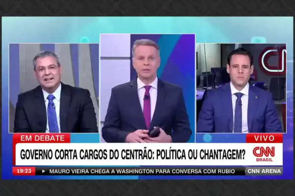 Lindemberg Farias e Rodrigo Valadares debatem no CNN Arena