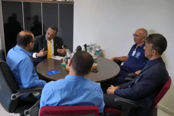 Reunião entre o Ministério Público de Sergipe com representantes do Sindicato dos Guardas Municipais de Aracaju (SIGMA)