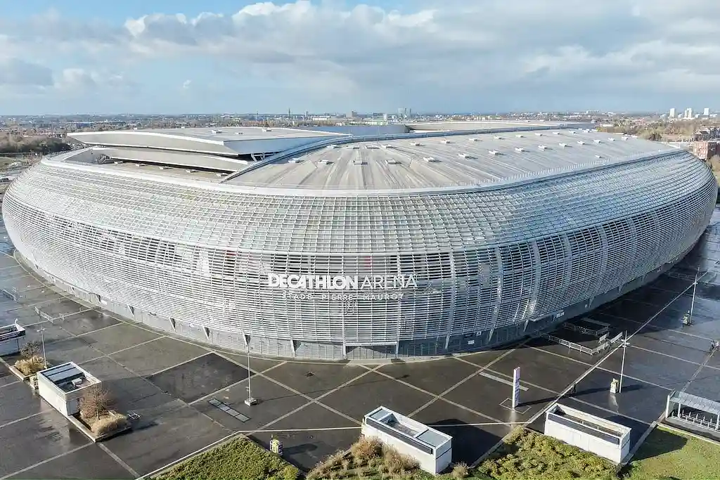 Vista aérea do Decathlon Arena, em Lille (França)