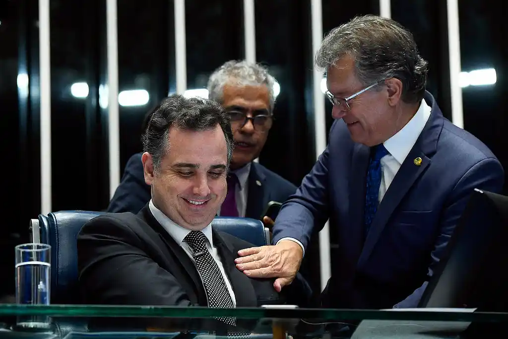 Senadores Rodrigo Pacheco e Laércio Oliveira