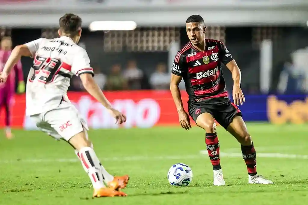 São Paulo e Flamengo na 32ª rodada do Campeonato Brasileiro 2025