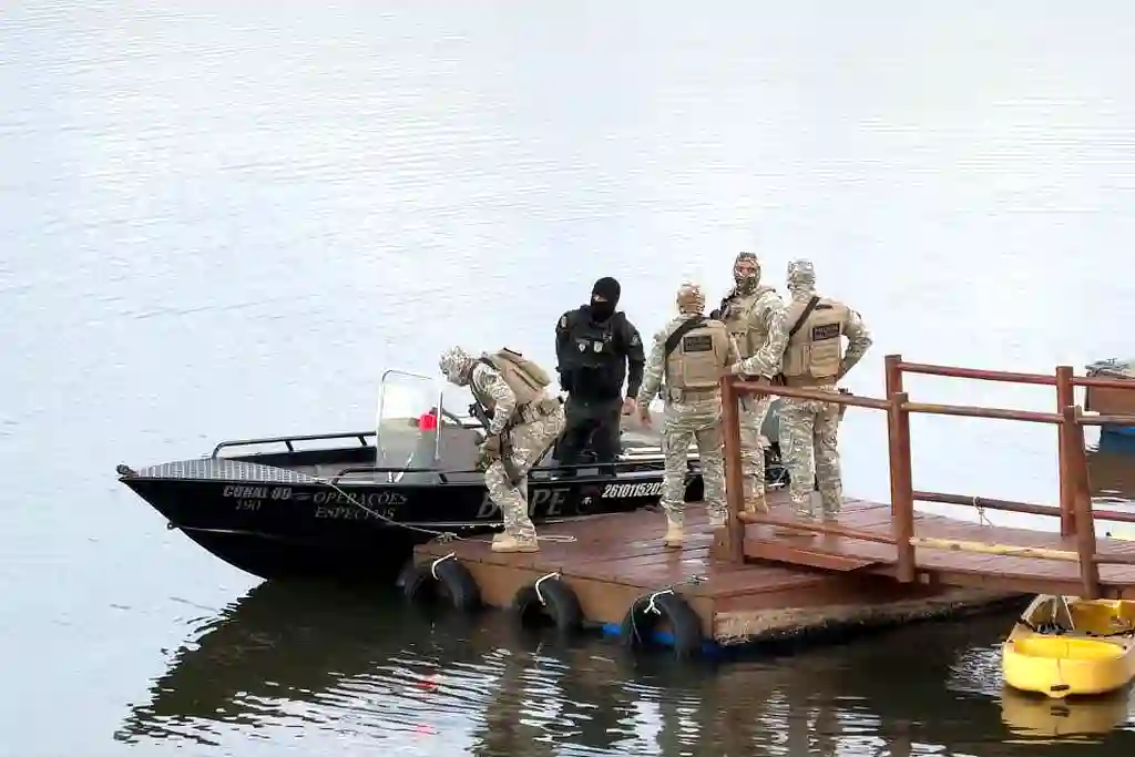 Operação da polícia mira idoso se apresentava como cônsul em Aracaju