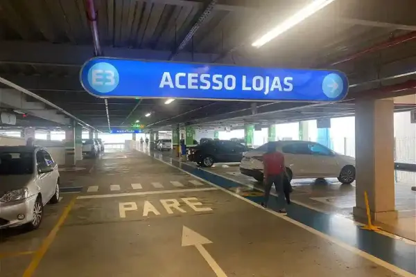 Estacionamento do RioMar Shopping em Aracaju