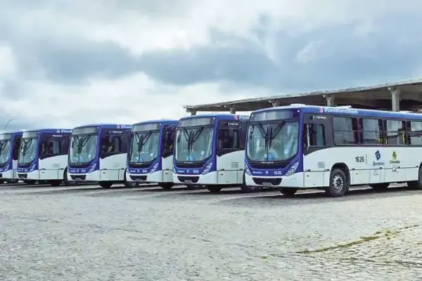 Apreensão de 11 ônibus em SE; recuperação de mais de R$ 288 mil