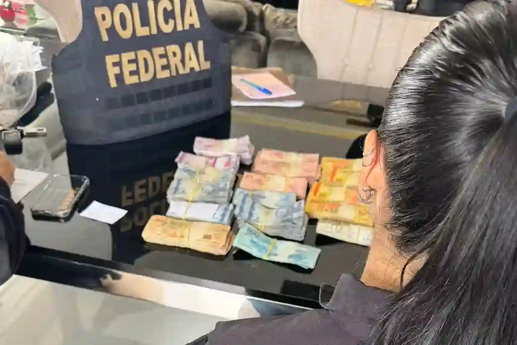 Polícia Federal encontra dinheiro vivo no apartamento funcional do deputado Antônio Doido